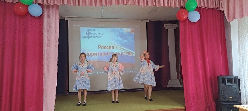 Открытие осеннего лагеря "Дружба".