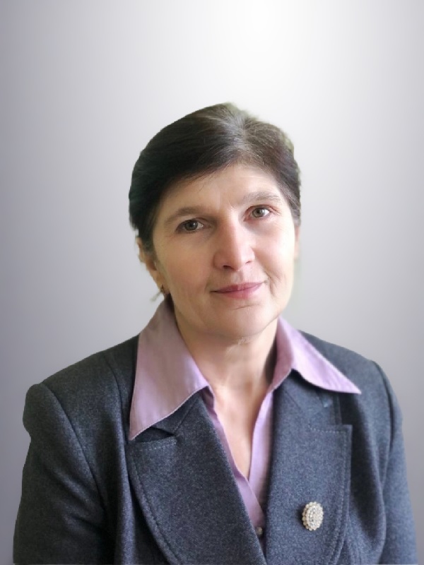 Янова Елена Ивановна.